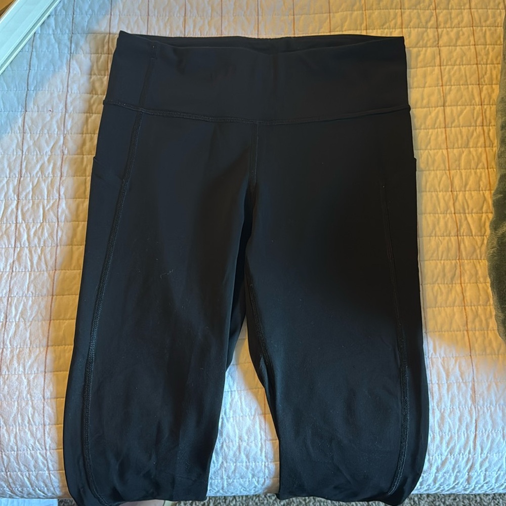 lululemon cropped leggings